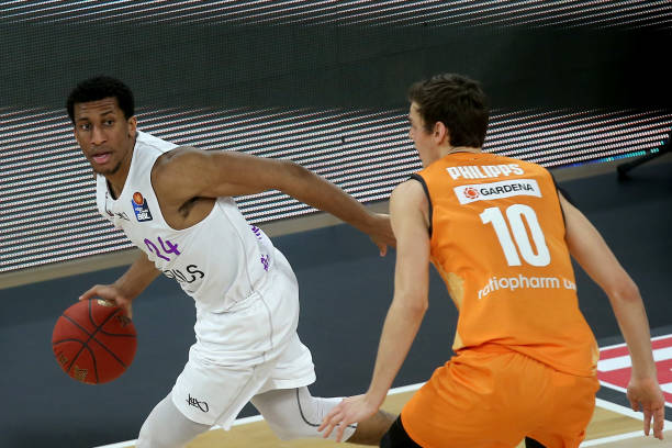 球迷们的支 球迷们的支