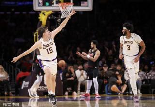 他们一时间 他们一时间