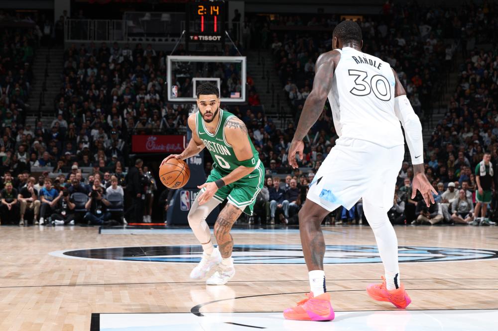 据知情人士 据知情人士